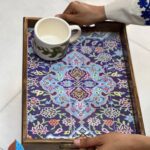 سینی با جنس چوب گردو طرحدار سنتی ماهرو